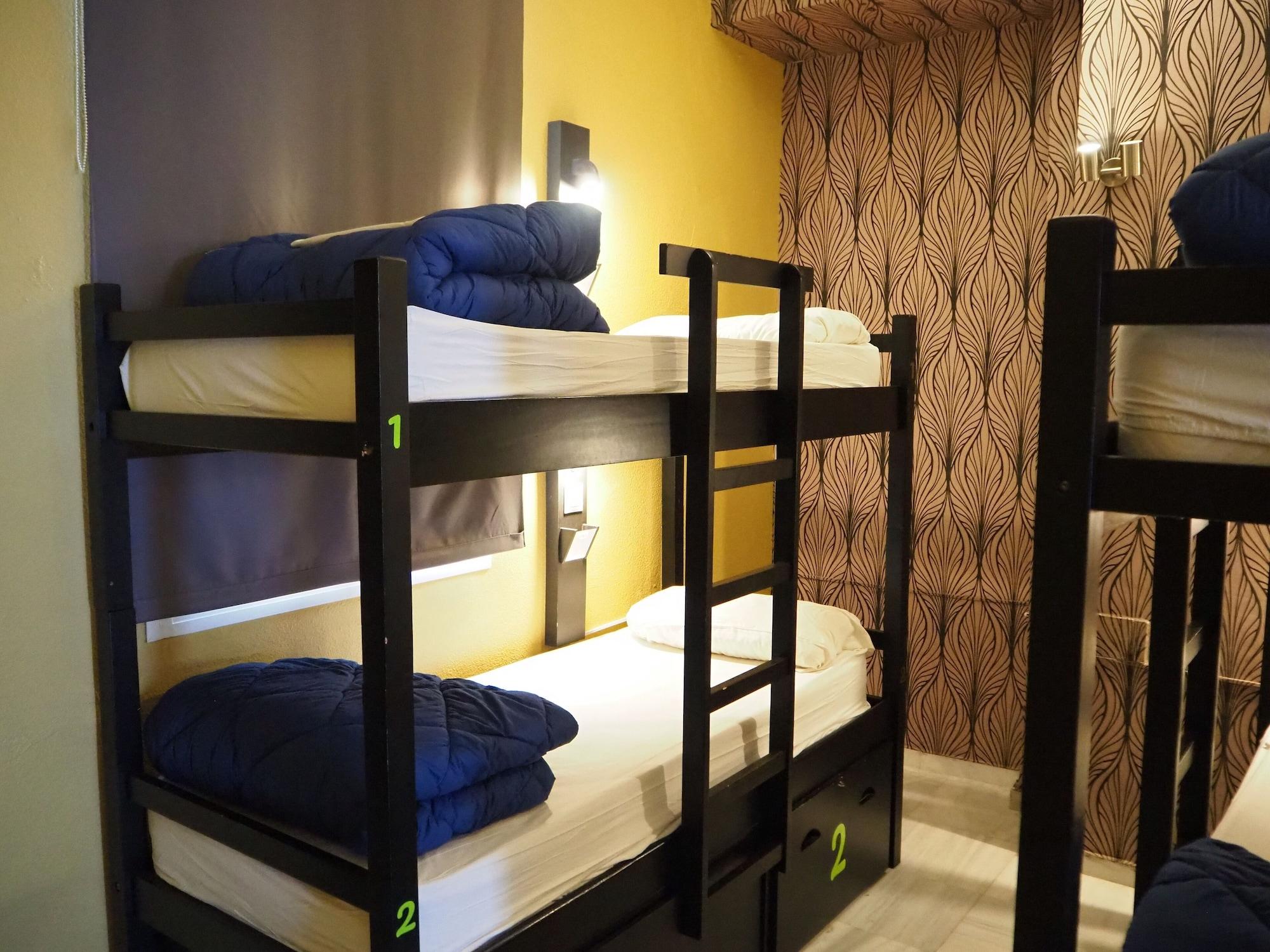 Joy Plaza De Armas Hostel Seville Luaran gambar