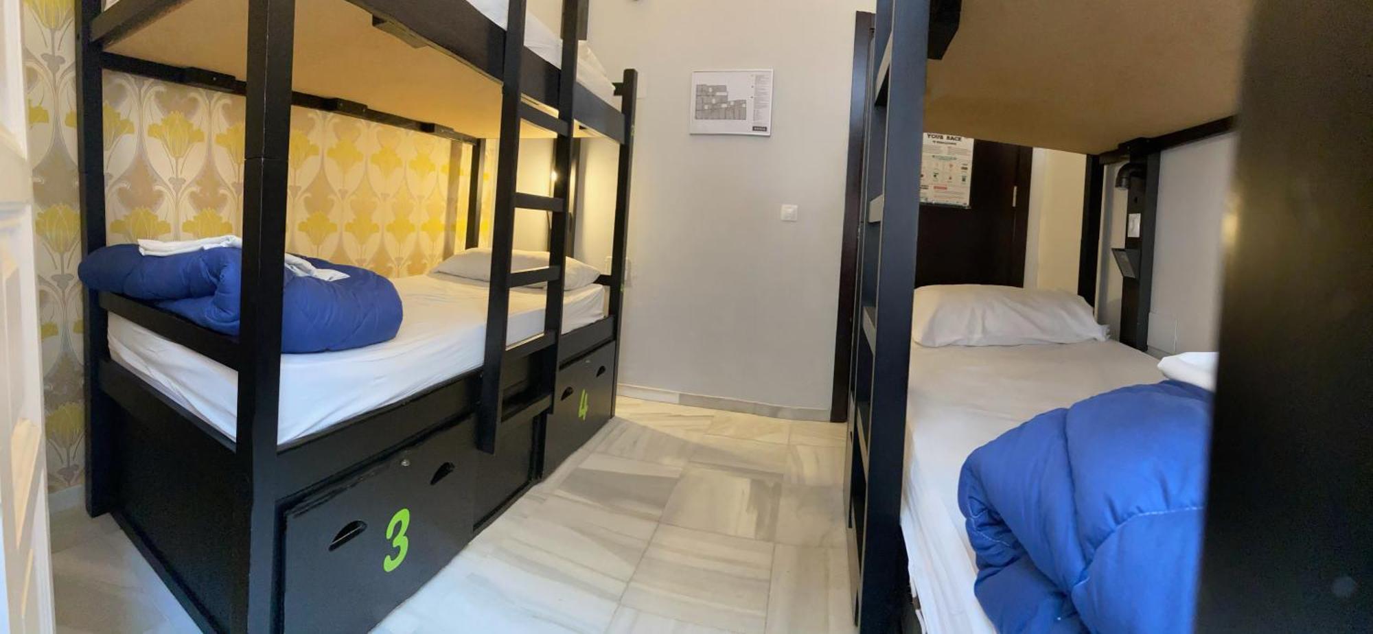 Joy Plaza De Armas Hostel Seville Bilik gambar