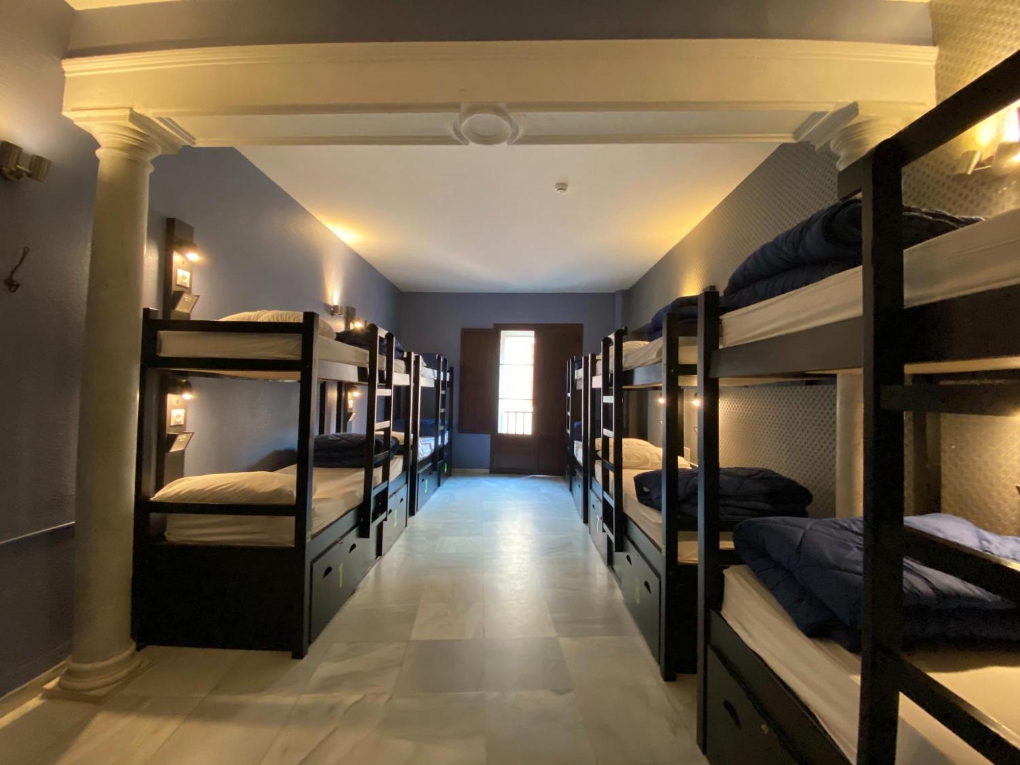 Joy Plaza De Armas Hostel Seville Bilik gambar
