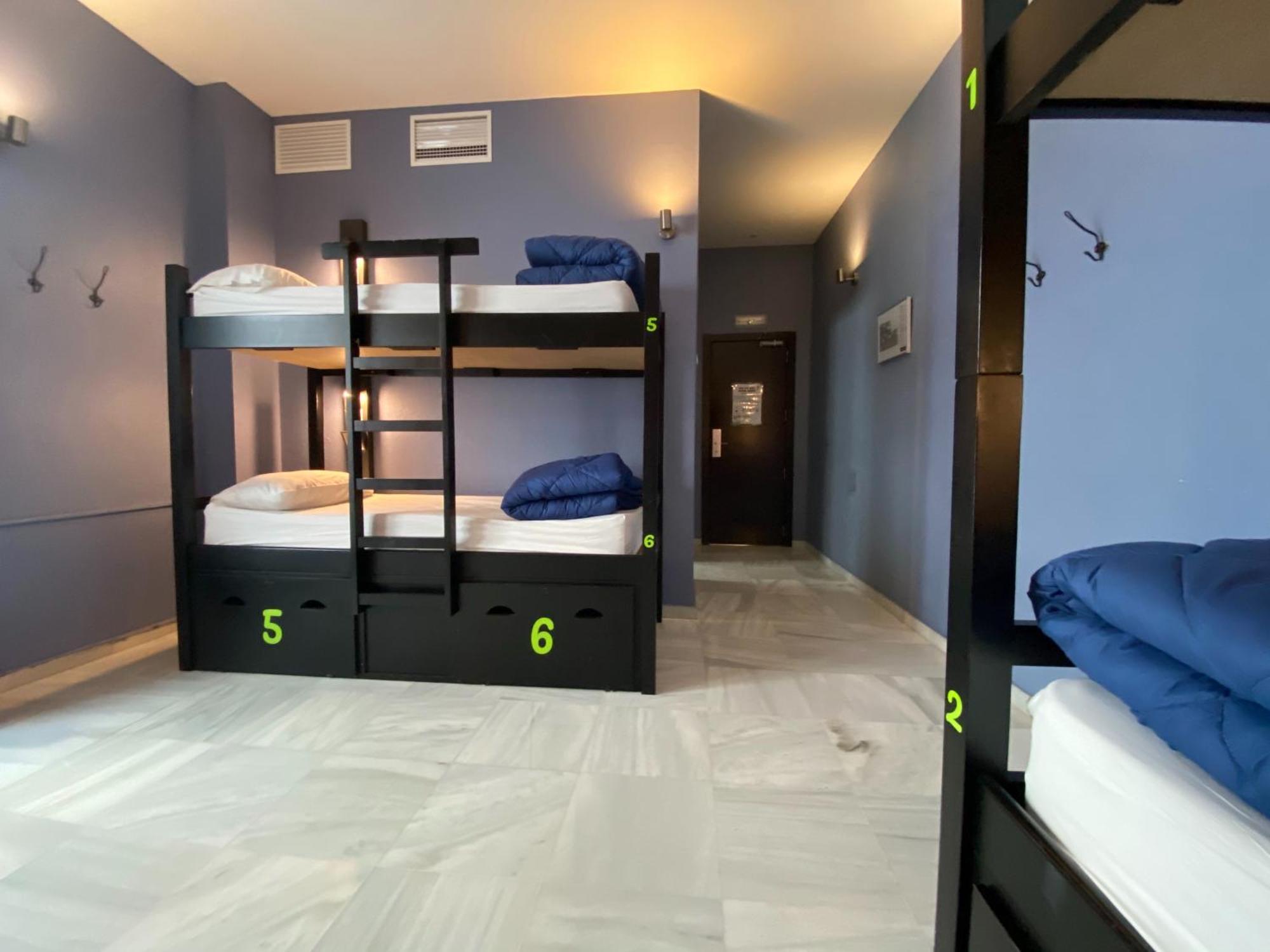 Joy Plaza De Armas Hostel Seville Bilik gambar