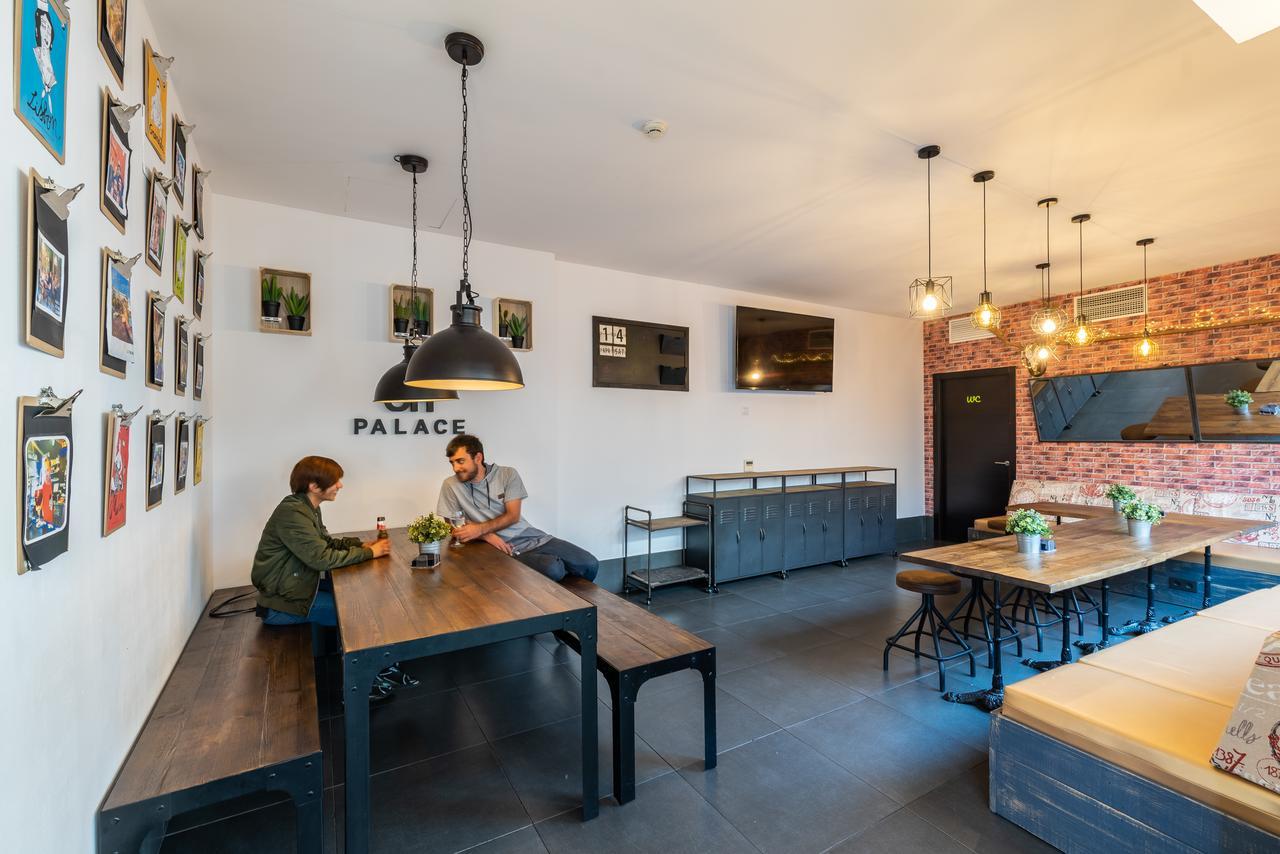 Joy Plaza De Armas Hostel Seville Luaran gambar