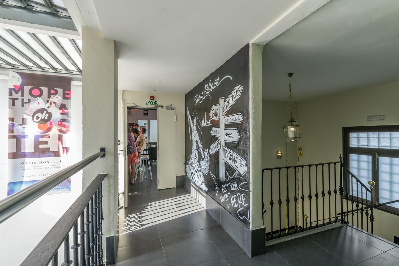 Joy Plaza De Armas Hostel Seville Luaran gambar